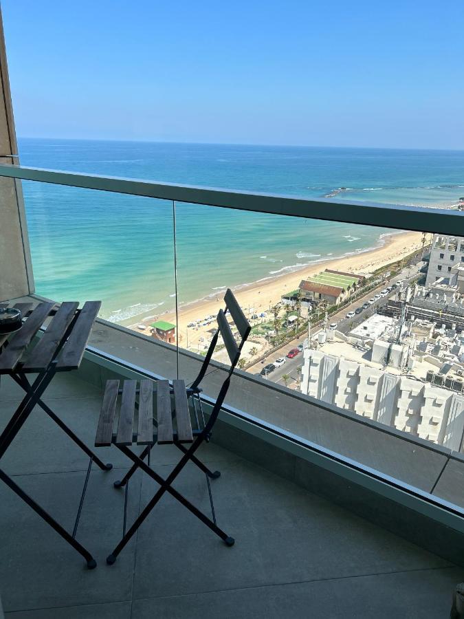 Beachfront Apartment Bat Yam Exterior foto