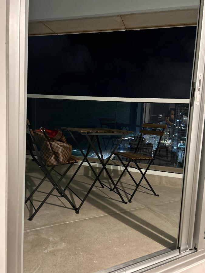 Beachfront Apartment Bat Yam Exterior foto